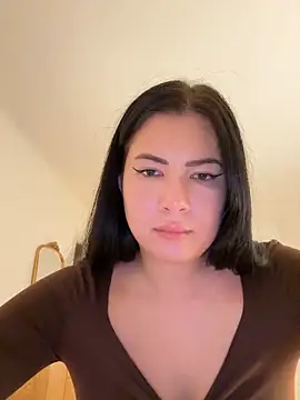 Snapshot of clairewntr chatting on 01-07-25, 07:38 clairewntr online show from 01-07-25, 07:38