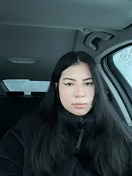 Snapshot of clairewntr chatting on 01-09-25, 03:23 clairewntr online show from 01-09-25, 03:23