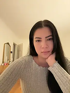 Snapshot of clairewntr chatting on 01-14-25, 07:53 clairewntr online show from 01-14-25, 07:53