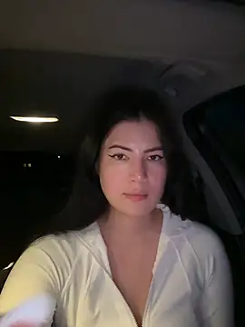 Snapshot of clairewntr chatting on 02-18-25, 05:42 clairewntr online show from 02-18-25, 05:42