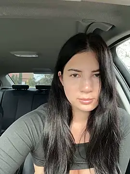 Snapshot of clairewntr chatting on 02-21-25, 12:39 clairewntr online show from 02-21-25, 12:39