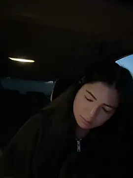 Snapshot of clairewntr chatting on 02-26-25, 05:28 clairewntr online show from 02-26-25, 05:28