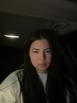 Snapshot of clairewntr chatting on 03-06-25, 10:58 clairewntr online show from 03-06-25, 10:58