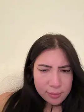 Snapshot of clairewntr chatting on 03-08-25, 09:08 clairewntr online show from 03-08-25, 09:08