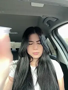 Snapshot of clairewntr chatting on 03-16-25, 05:07 clairewntr online show from 03-16-25, 05:07