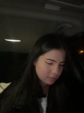 Snapshot of clairewntr chatting on 03-16-25, 09:58 clairewntr online show from 03-16-25, 09:58