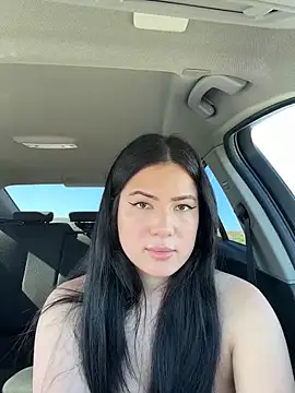 Snapshot of clairewntr chatting on 03-17-25, 01:08 clairewntr online show from 03-17-25, 01:08