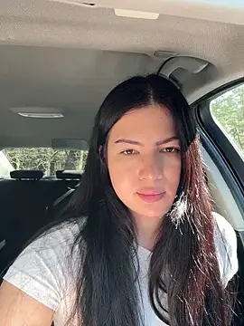 Snapshot of clairewntr chatting on 03-21-25, 11:55 clairewntr online show from 03-21-25, 11:55