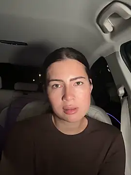 Snapshot of clairewntr chatting on 10-06-25, 03:37 clairewntr online show from 10-06-25, 03:37