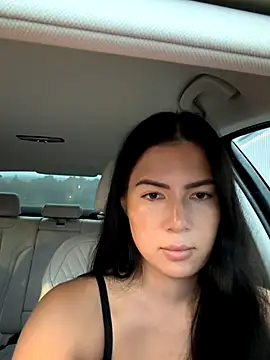 Snapshot of clairewntr chatting on 10-12-25, 04:39 clairewntr online show from 10-12-25, 04:39