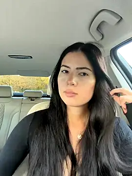 Snapshot of clairewntr chatting on 11-02-25, 02:08 clairewntr online show from 11-02-25, 02:08