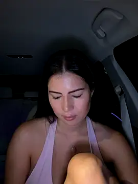 Snapshot of clairewntr chatting on 11-09-25, 08:07 clairewntr online show from 11-09-25, 08:07