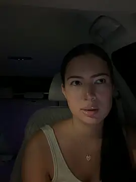 Snapshot of clairewntr chatting on 11-11-25, 09:15 clairewntr online show from 11-11-25, 09:15