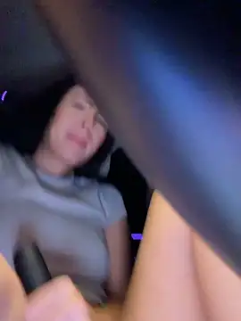 Snapshot of clairewntr chatting on 11-27-25, 08:44 clairewntr online show from 11-27-25, 08:44