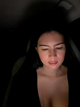 Snapshot of clairewntr chatting on 11-30-25, 09:41 clairewntr online show from 11-30-25, 09:41