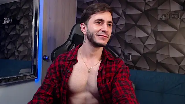 Latino stud4u online show from 11-25-25, 03:28