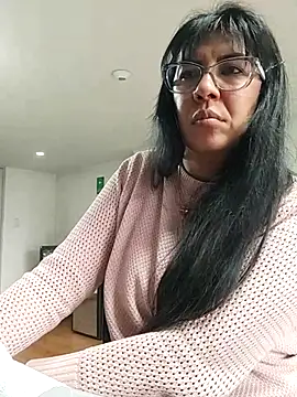 Snapshot of aisha_latina chatting on 11-13-25, 07:13 aisha latina online show from 11-13-25, 07:13