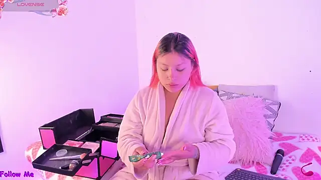 SophieRossi online show from 10-01-25, 12:44