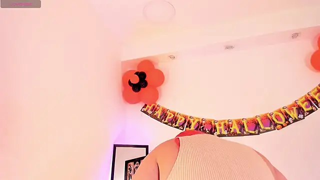 SophieRossi online show from 10-14-25, 01:23