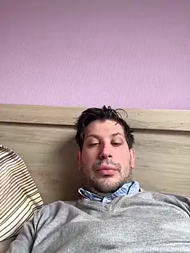 Taxidriver1988 online show from 02-04-25, 11:49