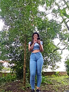 Yuky ta online show from 02-15-25, 03:50