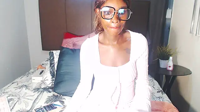 HoneyDropsX online show from 02-19-25, 06:44