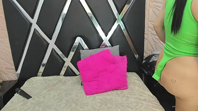 MiaCelestte online show from 01-02-25, 08:02