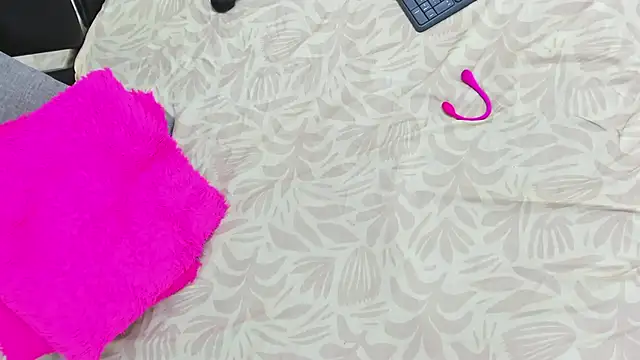 MiaCelestte online show from 02-02-25, 12:24