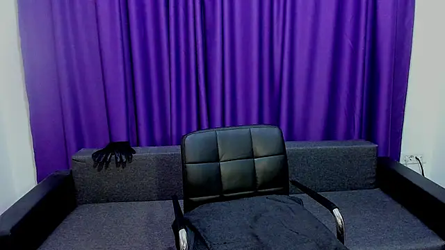 Anthony Hard online show from 01-19-25, 07:47