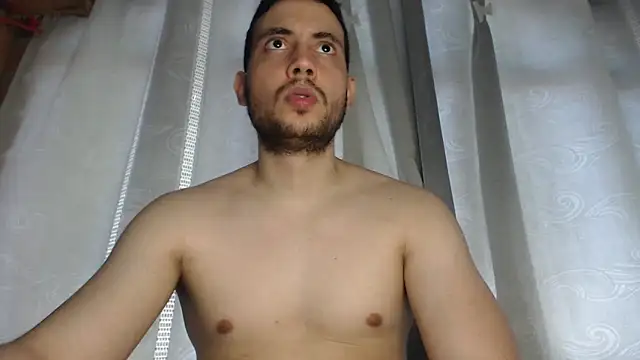 Snapshot of Armando_2002 chatting on 03-01-25, 05:16 Armando 2002 online show from 03-01-25, 05:16