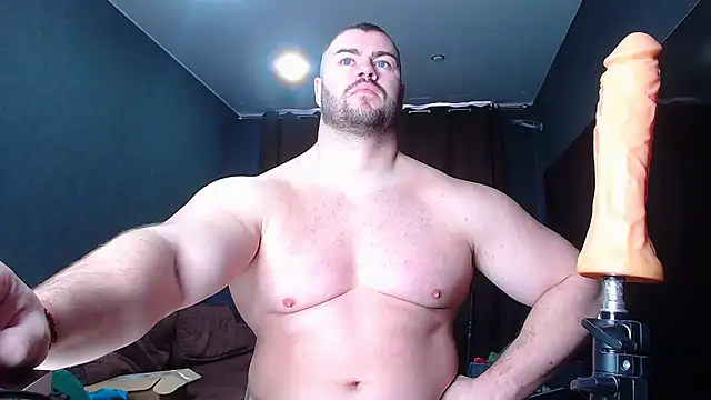 Snapshot of muscularjohnforuX chatting on 02-27-25, 10:15 muscularjohnforuX online show from 02-27-25, 10:15