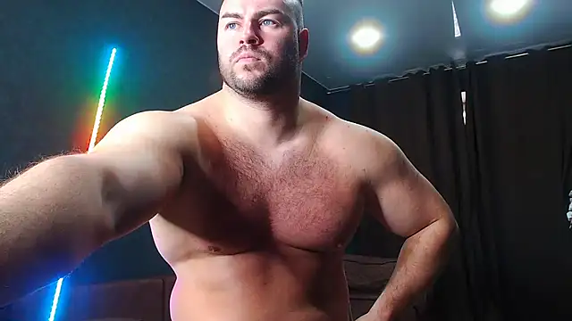 Snapshot of muscularjohnforuX chatting on 12-03-25, 08:12 muscularjohnforuX online show from 12-03-25, 08:12