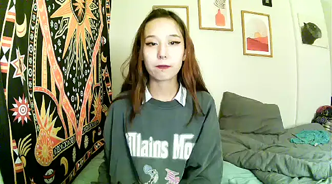 Snapshot of hazelseason chatting on 12-20-24, 05:57 hazelseason online show from 12-20-24, 05:57