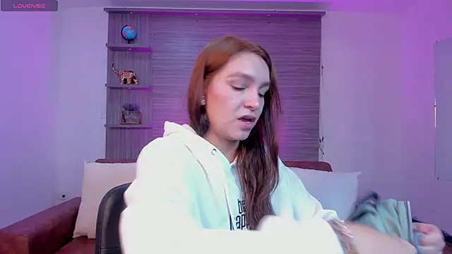 miataylorr1 online show from 01-16-25, 01:04