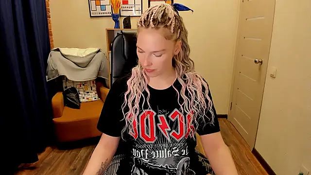  fiona Love online show from 03-05-26, 08:16