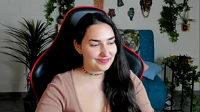 CeceliaJohnson online show from 01-17-25, 02:07