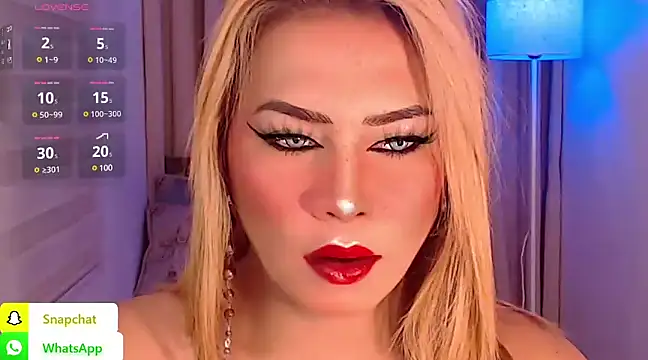 QUEEN GIAMOORE69 online show from 01-03-25, 06:14