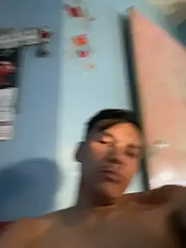 Snapshot of Marino08@xh chatting on 02-21-25, 12:27 Marino08xh online show from 02-21-25, 12:27