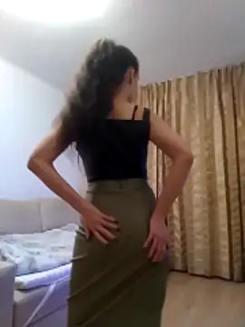 baby sweet girl  online show from 03-01-26, 11:07