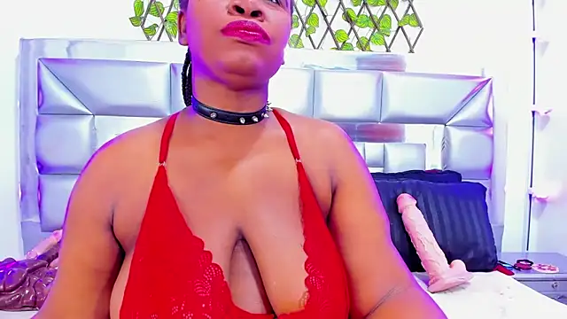 SweeT Ebonyyx online show from 10-12-25, 02:21