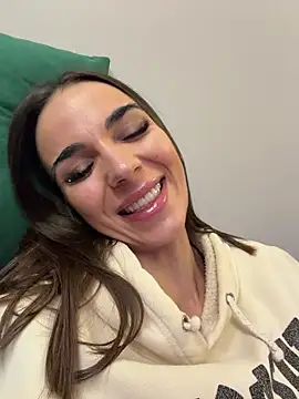 Bad Giorgia online show from 10-14-25, 04:08