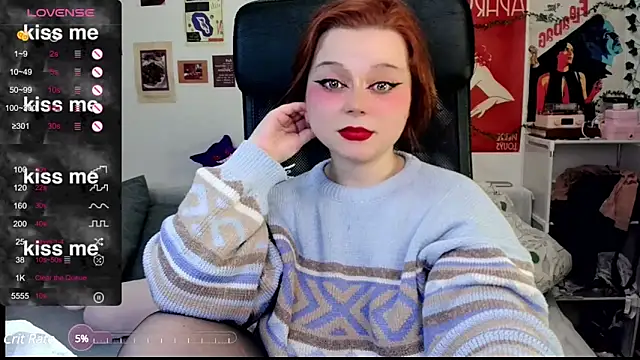 Snapshot of StellaMilla chatting on 02-17-25, 12:32 StellaMilla online show from 02-17-25, 12:32