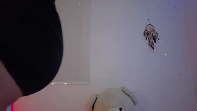 Lia Tinez online show from 11-04-25, 11:15