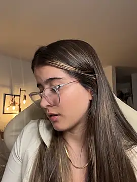 Snapshot of Stormiie777 chatting on 10-09-25, 03:15 Stormiie777 online show from 10-09-25, 03:15