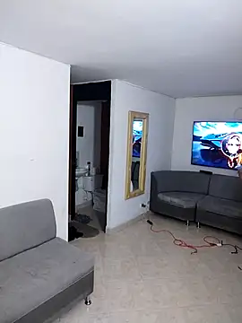 Snapshot of escalofrianti chatting on 10-04-25, 02:31 escalofrianti online show from 10-04-25, 02:31