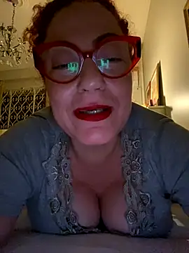 Snapshot of playcouple45 chatting on 10-13-25, 09:48 playcouple45 online show from 10-13-25, 09:48