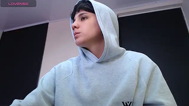 Snapshot of bad_giirl_ chatting on 02-12-25, 06:09 bad giirl  online show from 02-12-25, 06:09