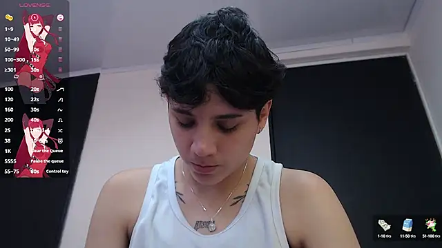 Snapshot of bad_giirl_ chatting on 02-28-25, 06:41 bad giirl  online show from 02-28-25, 06:41