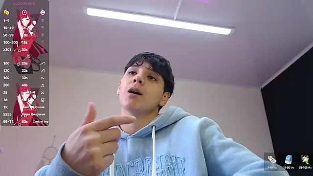 Snapshot of bad_giirl_ chatting on 03-05-25, 04:02 bad giirl  online show from 03-05-25, 04:02