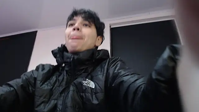 Snapshot of bad_giirl_ chatting on 03-07-25, 04:00 bad giirl  online show from 03-07-25, 04:00